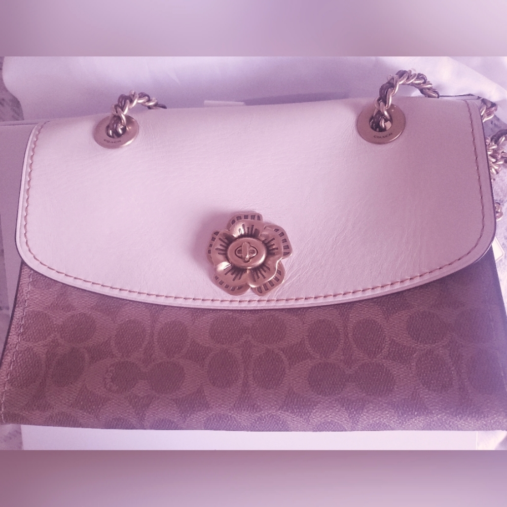 Coach tea rose clutch bag